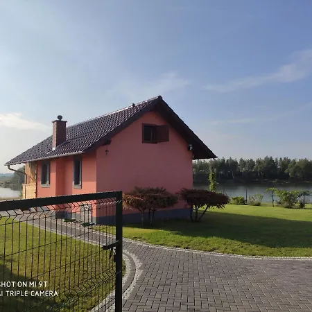 Różowy Villa Rakowice Male